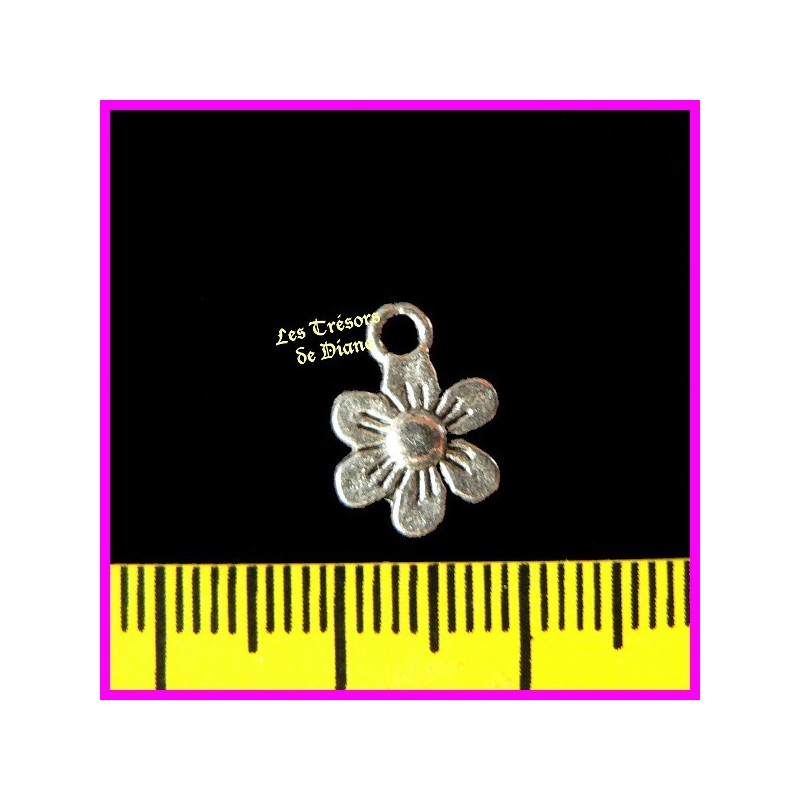 Charm PETITE FLEUR Charm PETITE FLEUR