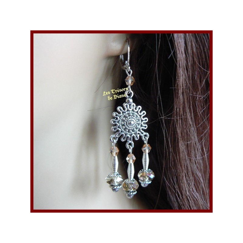 Boucles d'oreilles en cristal Swarovski et verre de bohême Boucles d'oreilles en cristal Swarovski et verre de bohême