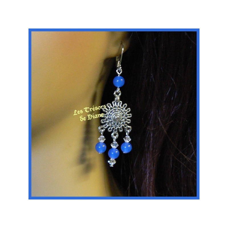 Boucles d'oreilles en jade rouge Boucles d'oreilles en jade rouge