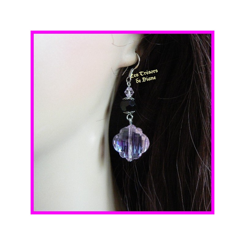 Boucles d'oreilles en verre et cristal de bohême Boucles d'oreilles en verre et cristal de bohême