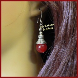 Boucles d'oreilles en jade rouge