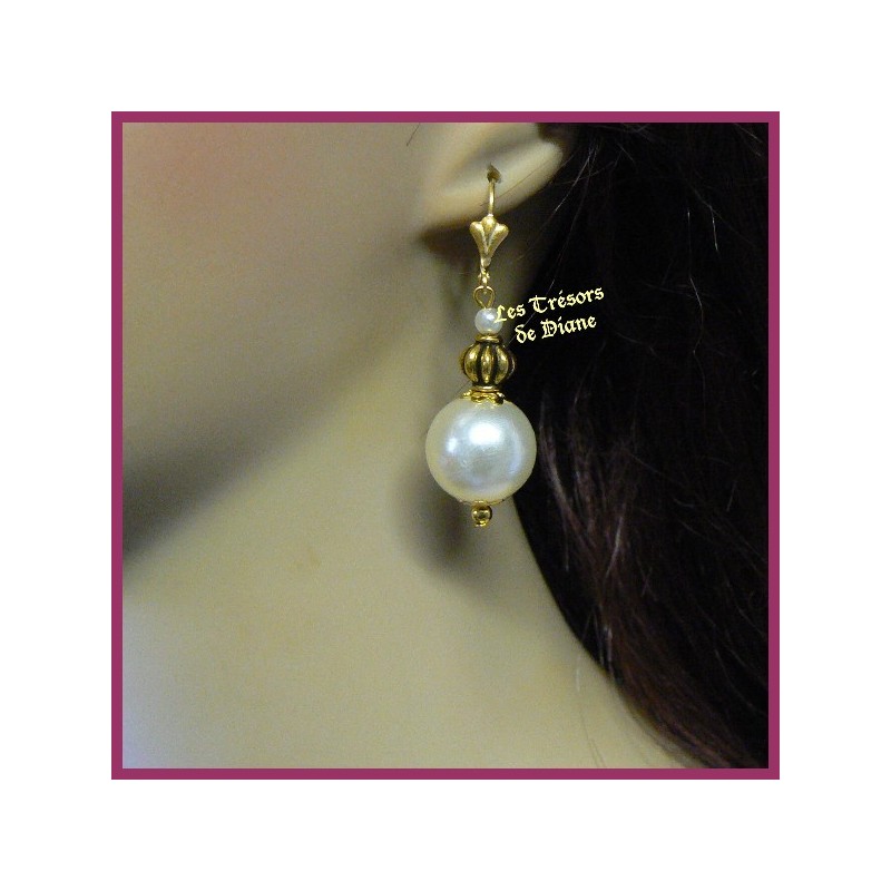 Boucles d'oreilles en perles ivoire Boucles d'oreilles en perles ivoire
