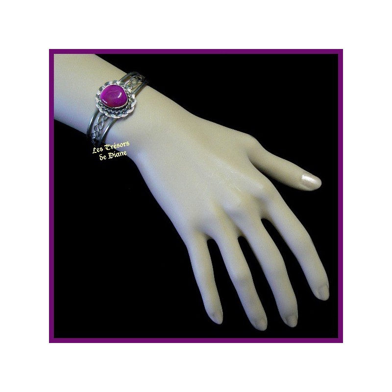 Bracelet arisanal en agate naturelle fuschia