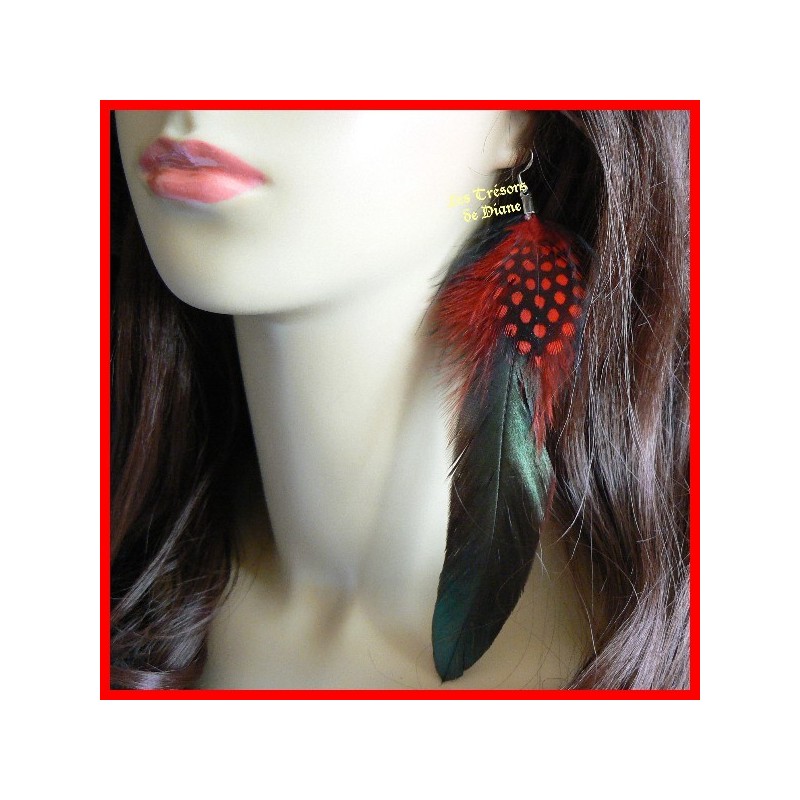 Boucles d'oreilles FROU FROU en plumes véritables Boucles d'oreilles FROU FROU en plumes véritables