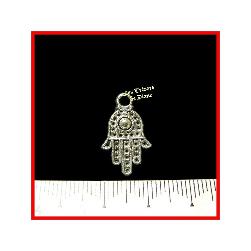 Charm MAIN DE FATMA Charm MAIN DE FATMA