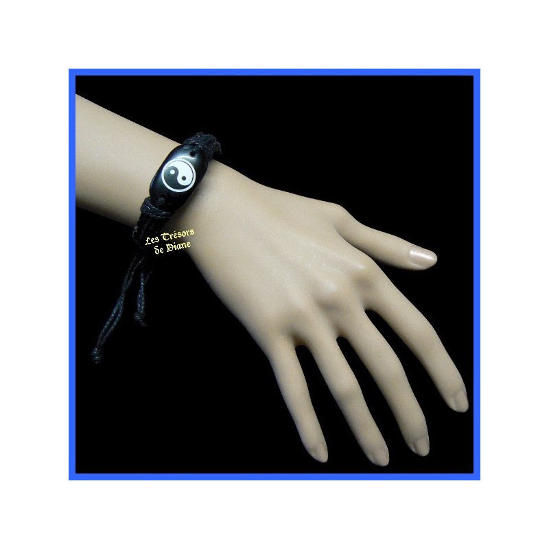 Bracelet surfeur en cuir PEACE AND LOVE Bracelet surfeur en cuir PEACE AND LOVE