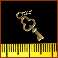 Charm bronze PETITE CLE