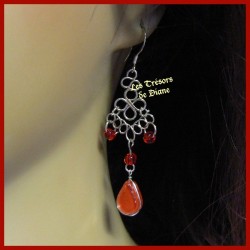 Boucles d'oreilles du Pérou en verre rouge