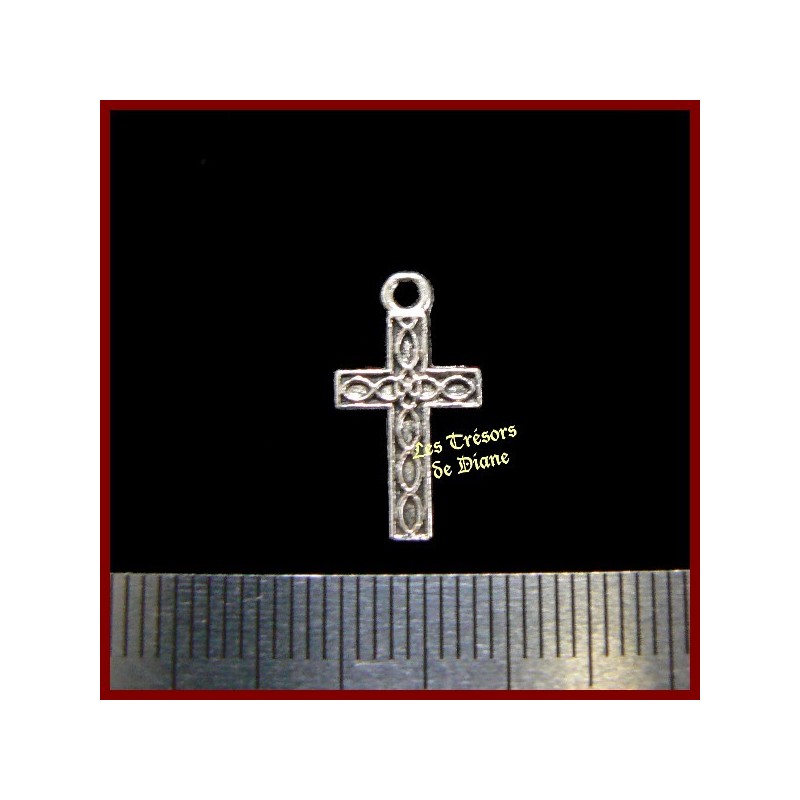 Charm CROIX GOTHIQUE bi-face Charm CROIX GOTHIQUE bi-face