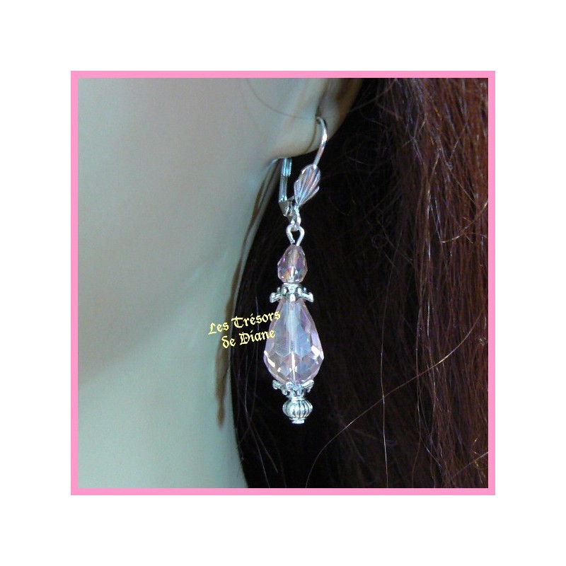 Boucles d'oreilles en cristal rose Boucles d'oreilles en cristal rose