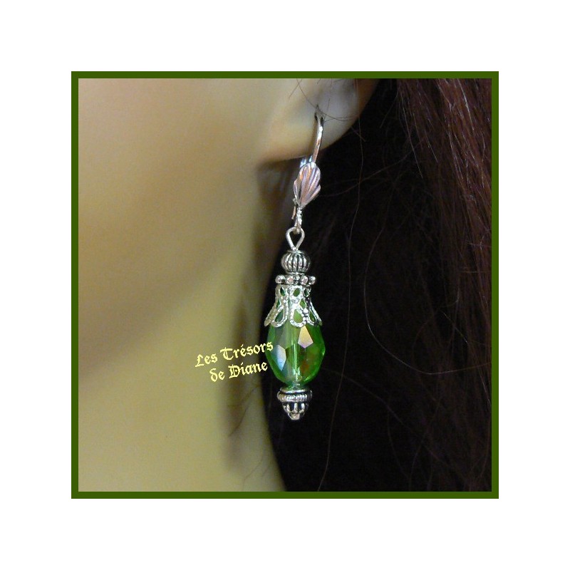 Boucles d'oreilles en cristal vert