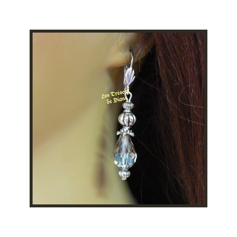 Boucles d'oreilles en cristal gris