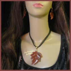 Parure FEUILLES D'AUTOMNE en agate rouge