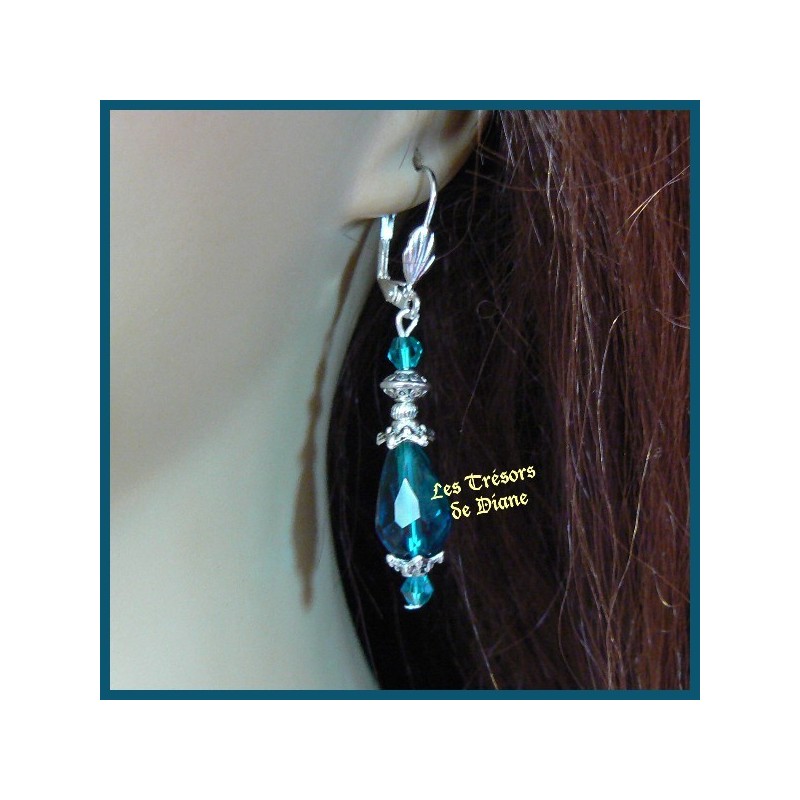 Boucles d'oreilles en cristal vert Boucles d'oreilles en cristal vert