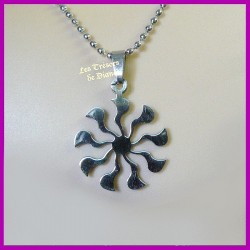 Pendentif SOLEIL TRIBAL en acier inoxydable