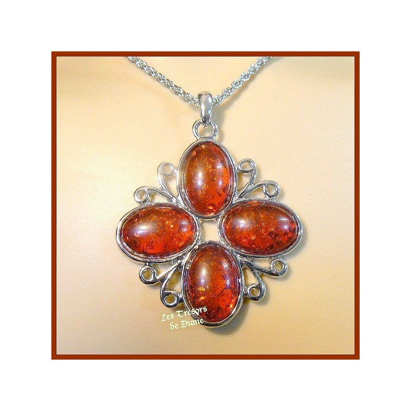 Pendentif FLEUR en AMBRE DE SYNTHESE