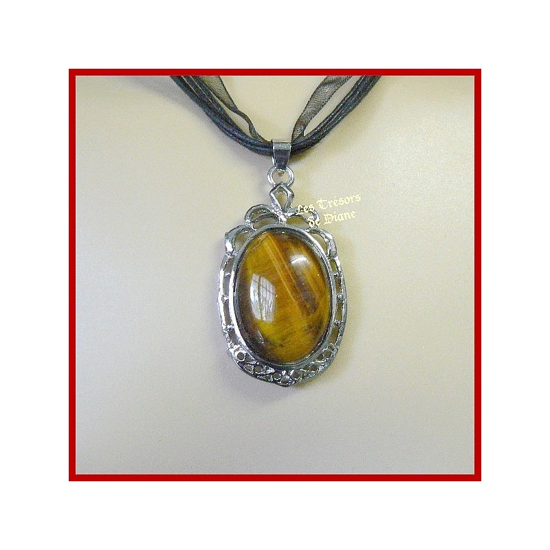 Pendentif en oeil de tigre naturel serti