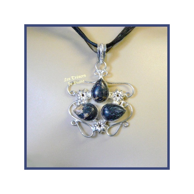 Pendentif prestige en jaspe naturel