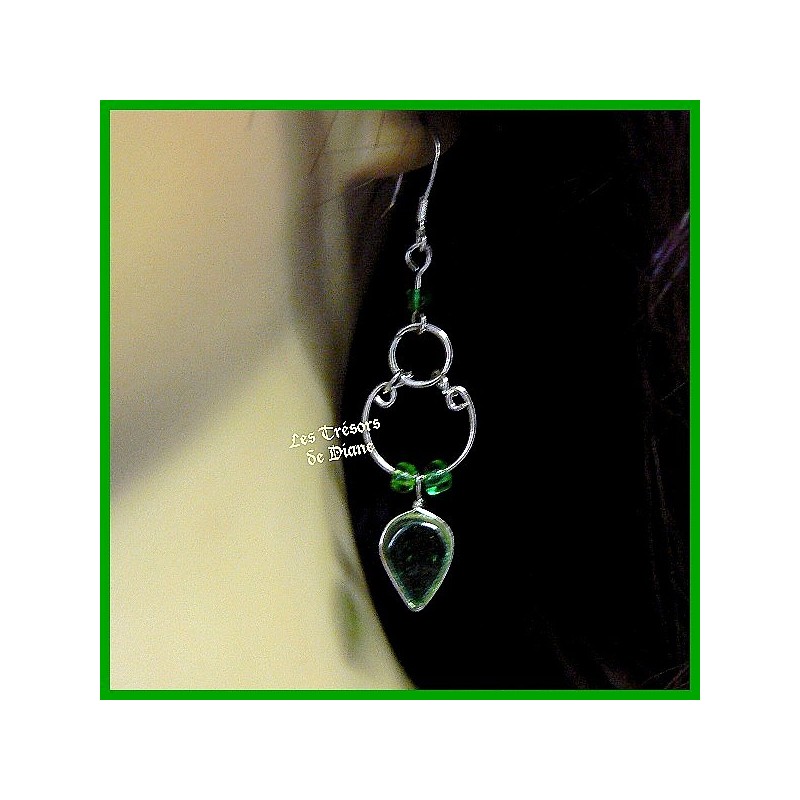 Boucles d'oreilles du Pérou en verre vert