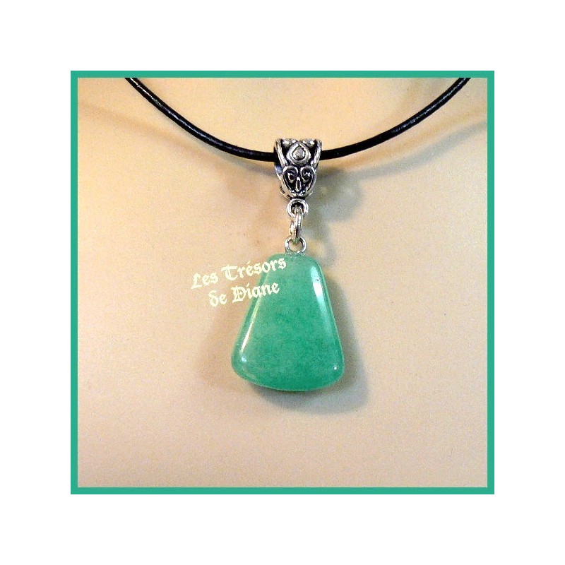 Pendentif en JADE naturel