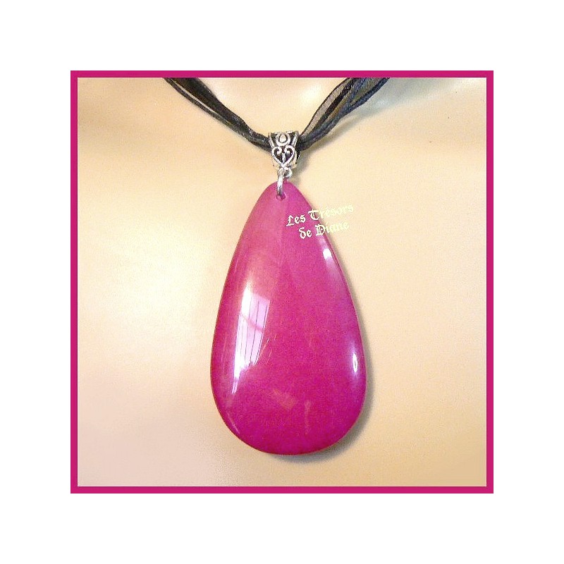 Pendentif goutte en JADE