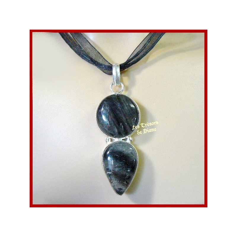 Pendentif prestige en QUARTZ naturel Pendentif prestige en QUARTZ naturel