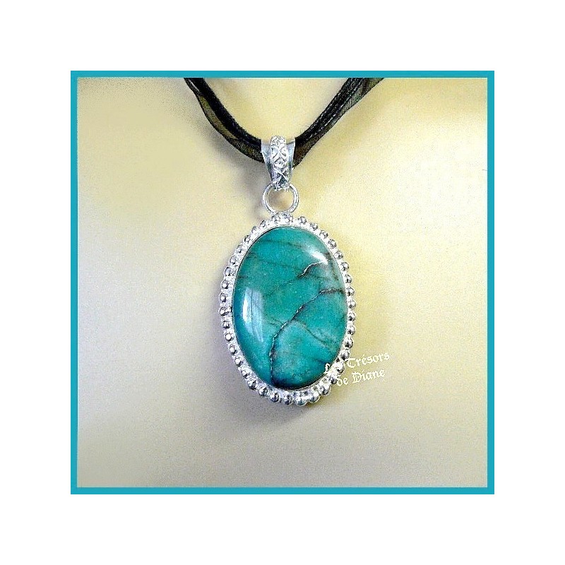 Pendentif prestige en jaspe naturel Pendentif prestige en jaspe naturel