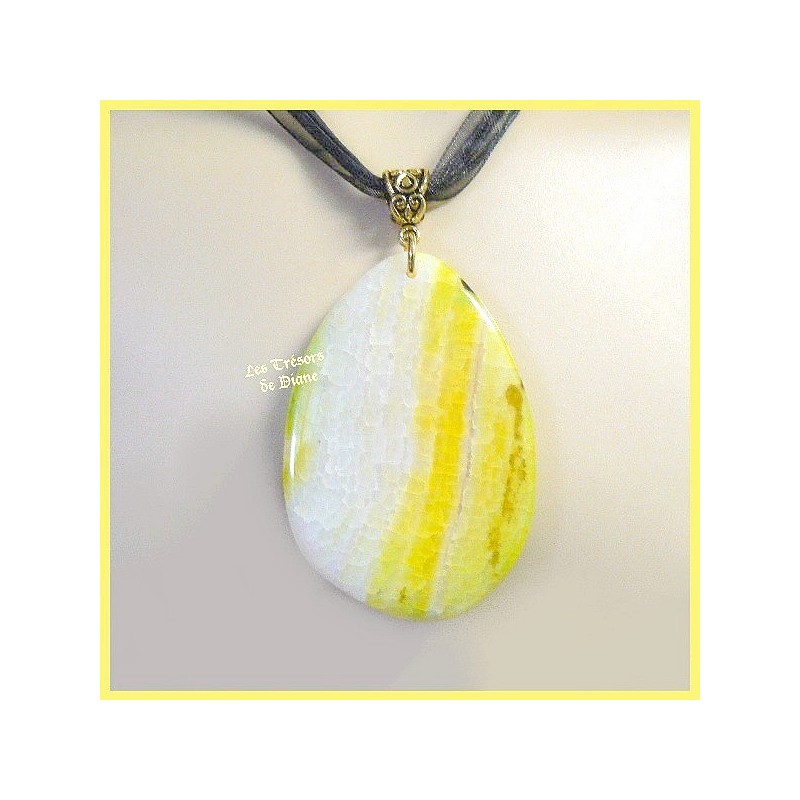 Pendentif en AGATE naturelle Pendentif en AGATE naturelle