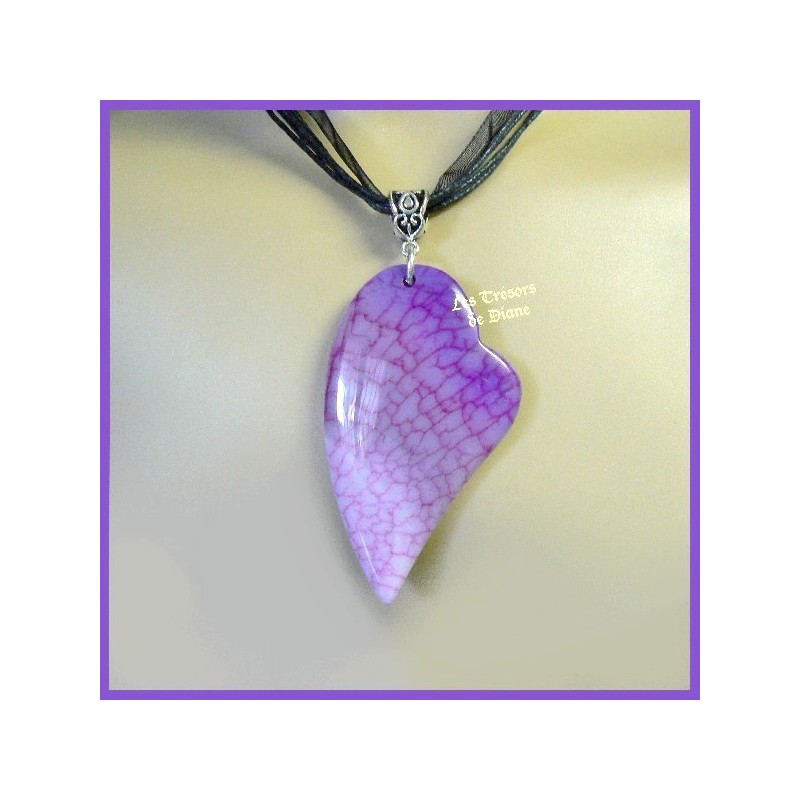 Pendentif COEUR ASYMETRIQUE en AGATE