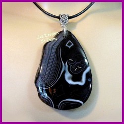 Pendentif en AGATE naturelle