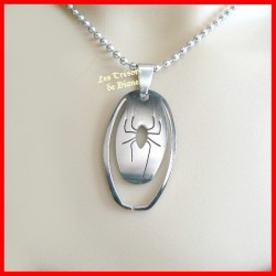 Pendentif ARAIGNEE en acier inoxydable