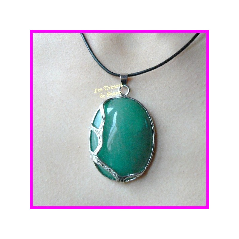 Pendentif en aventurine naturelle sertie