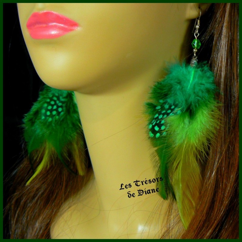 Boucles d'oreilles FROU FROU en plumes véritables