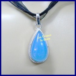 Pendentif PRESTIGE en CALCEDOINE naturelle