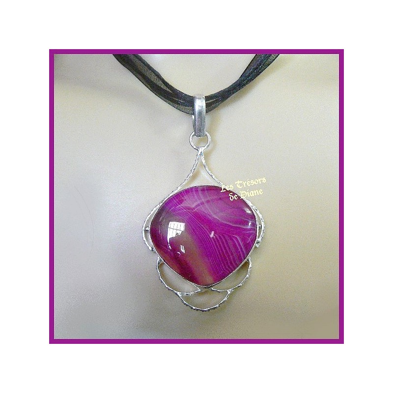 Pendentif PRESTIGE en AGATE naturelle Pendentif PRESTIGE en AGATE naturelle
