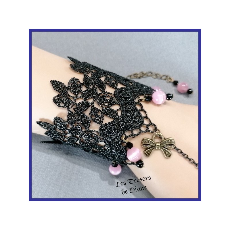 Bracelet en DENTELLE et OEIL DE CHAT