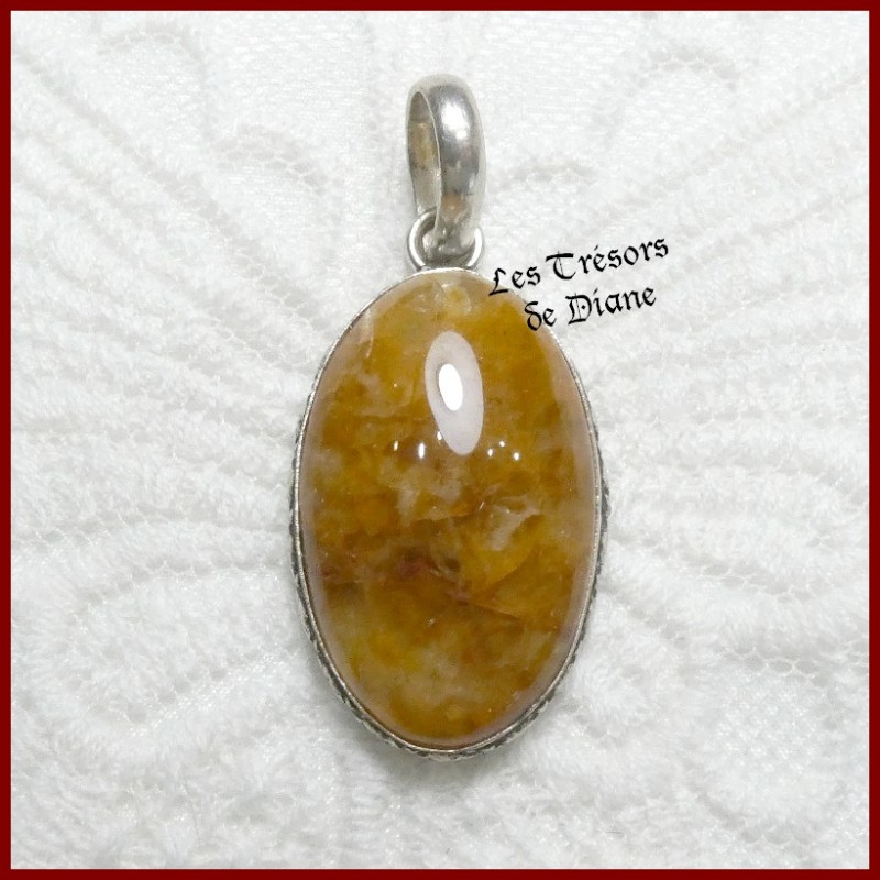 Pendentif en CORNALINE naturelle