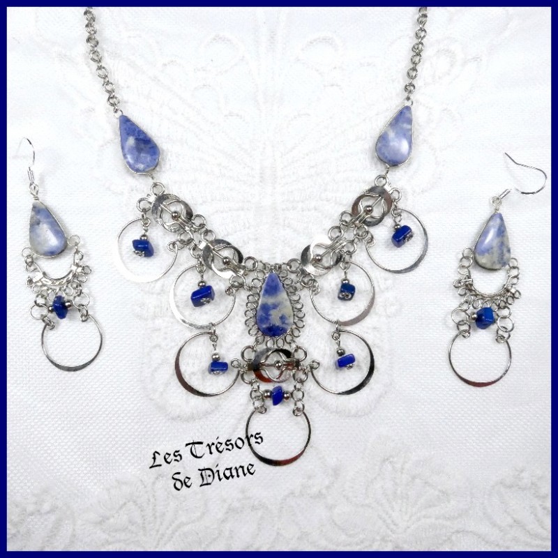 Parure du Pérou en sodalite naturelle Parure du Pérou en sodalite naturelle