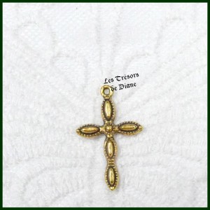 Charm CROIX GOTHIQUE