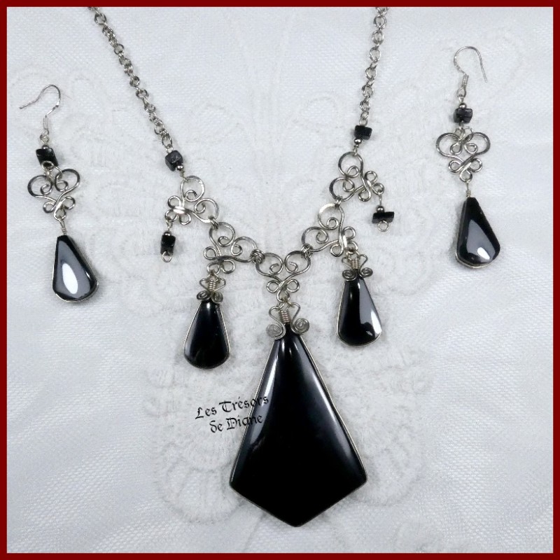 Parure du Pérou en OBSIDIENNE naturelle noire