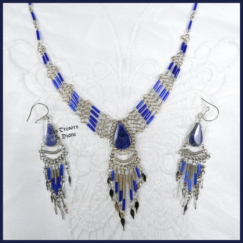 Parure du Pérou en SODALITE naturelle Parure du Pérou en SODALITE naturelle