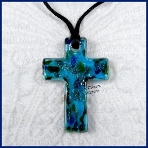 Pendentif CROIX en VERRE MURINE