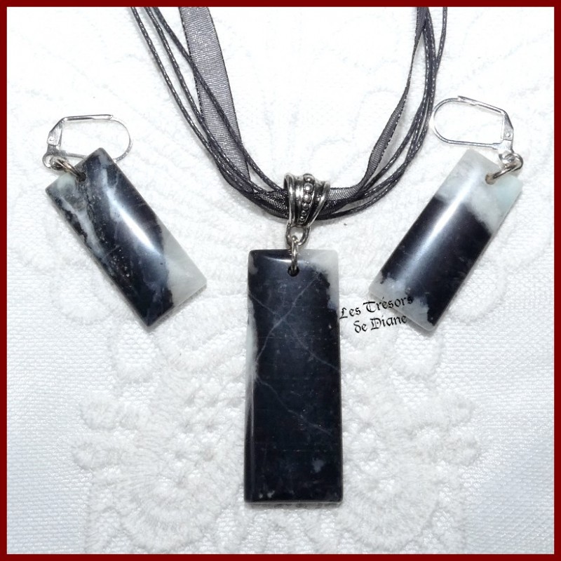 Parure en AGATE naturelle Parure en AGATE naturelle