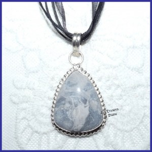Pendentif en JASPE naturel et ARGENT