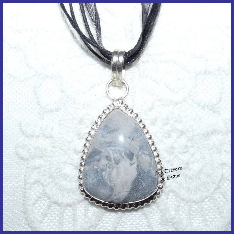 Pendentif en JASPE naturel et ARGENT Pendentif en JASPE naturel et ARGENT