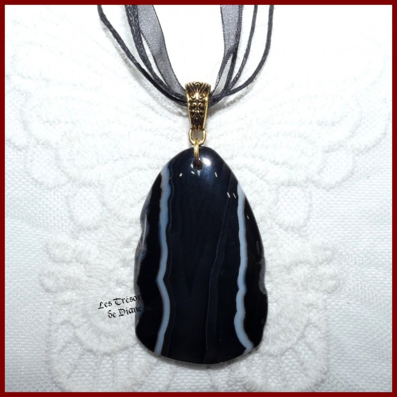 Pendentif en AGATE naturelle