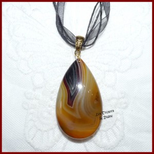 Pendentif GOUTTE en AGATE...