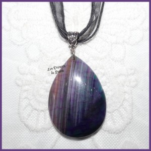 Pendentif LARME en AGATE naturelle