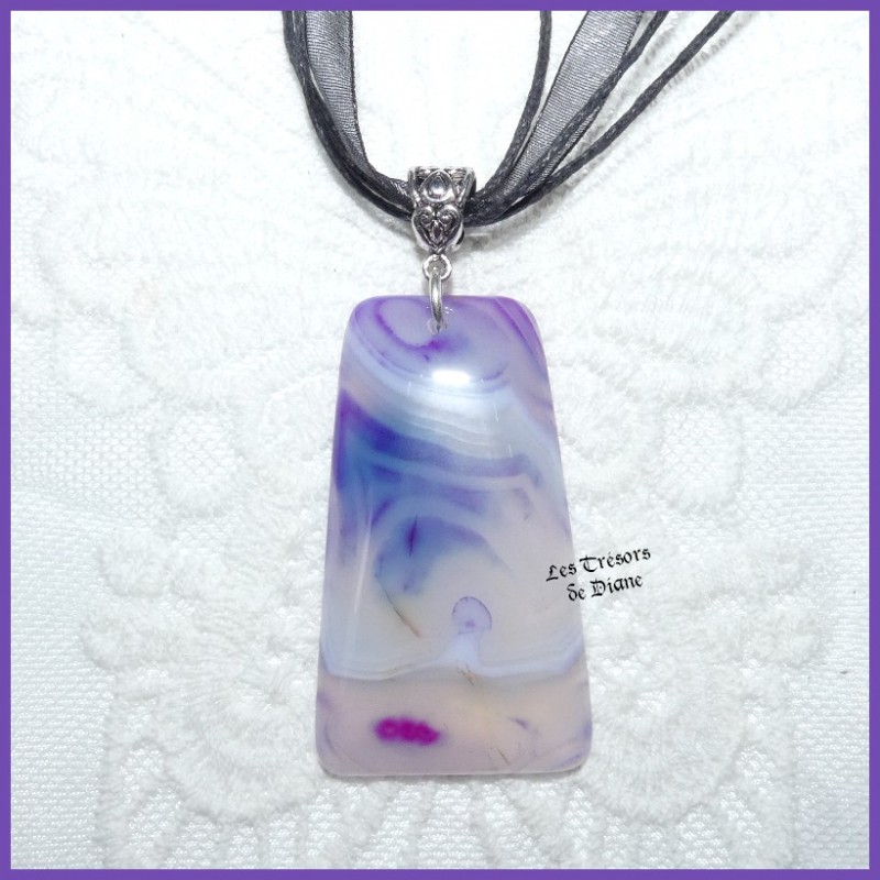 Pendentif en AGATE naturelle Pendentif en AGATE naturelle
