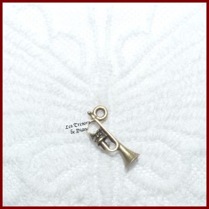 Charm TROMPETTE 3D bi-face